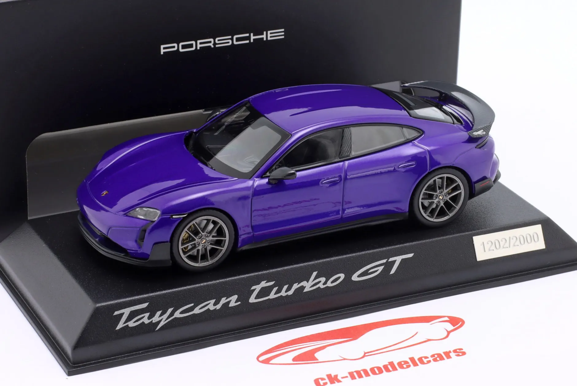 Porsche Taycan Turbo GT (J1 PA) purplesky metallic 1:43 Norev