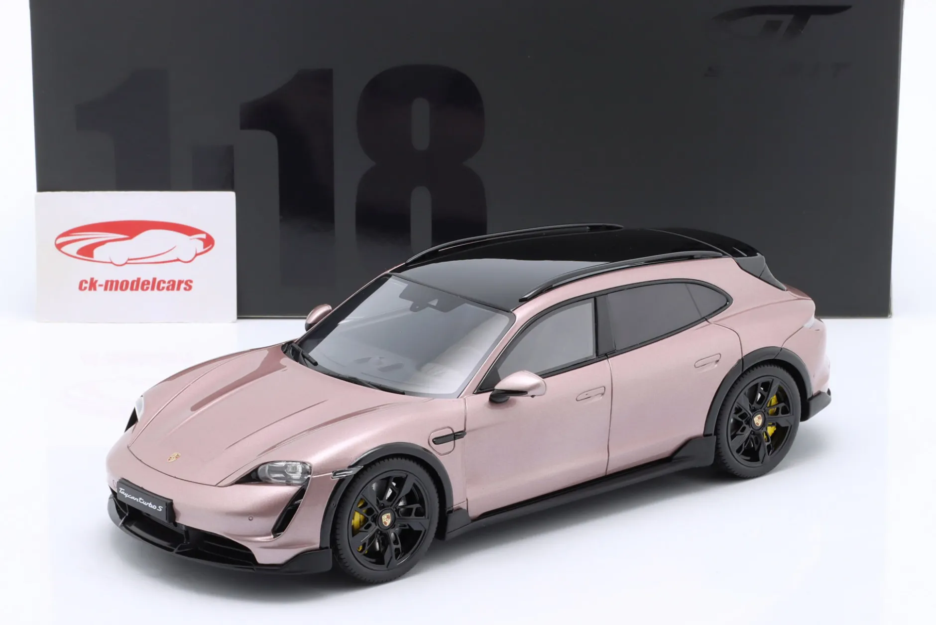 Porsche Taycan Turbo S Cross Turismo 2022 pink 1:18 GT-Spirit
