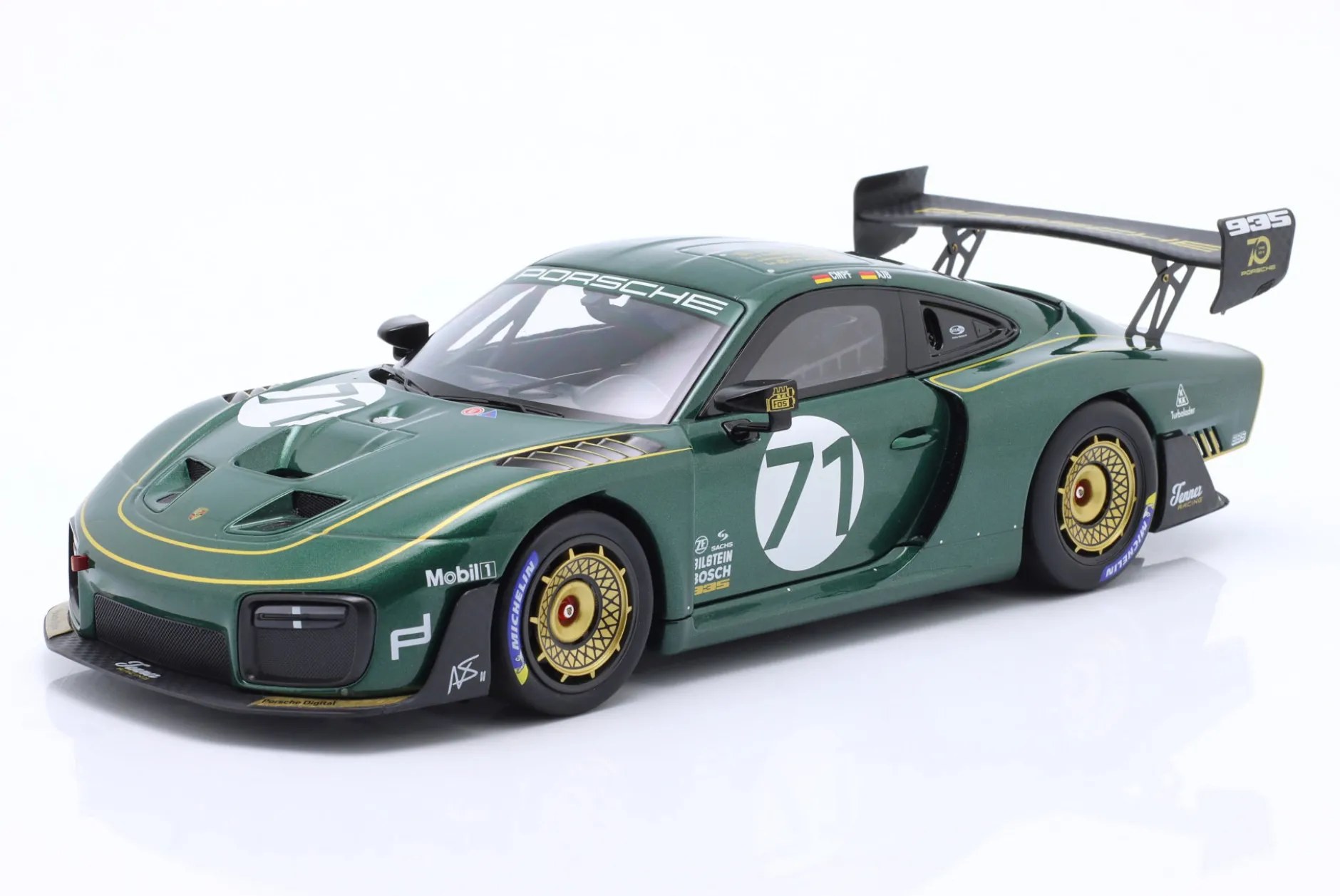 Porsche 935/19 #71 Tenner Racing 2020 1:18 Minichamps