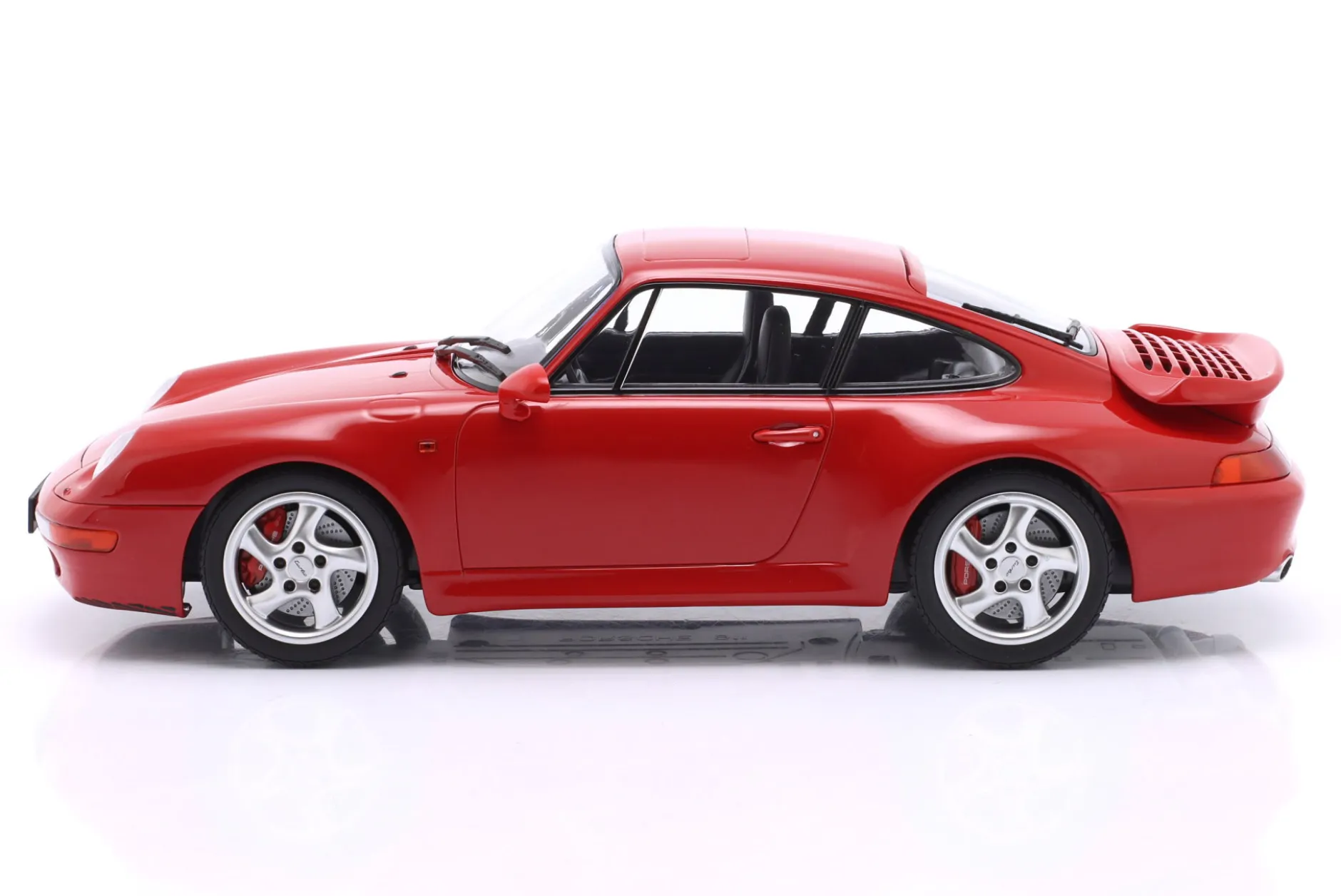 Porsche 911 (993) Turbo Baujahr 1995 indischrot 1:18 Minichamps