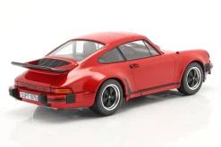 Porsche 911 (930) Turbo 3.0 Baujahr 1976 indischrot 1:18 KK-Scale