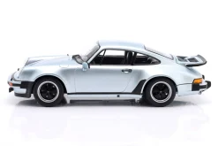 Porsche 911 (930) Turbo 3.0 Baujahr 1976 polarsilber 1:18 KK-Scale