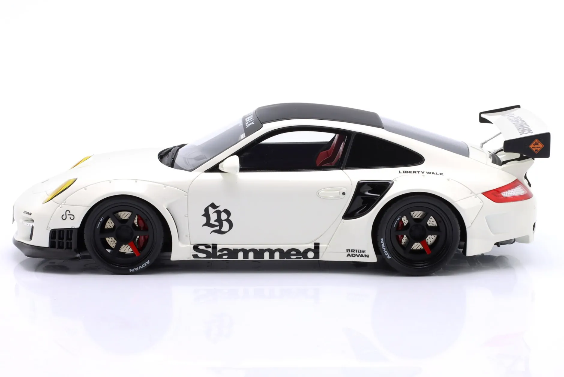 Porsche 911 (997) Turbo LB-Works 2024 weiß 1:18 GT-Spirit