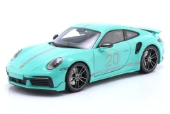 Porsche 911 (992) Turbo S Coupe Sport Design 2021 mintgrün 1:18 Minichamps