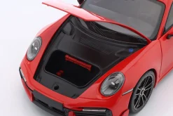 Porsche 911 (992) Turbo S Coupe Sport Design 2021 indischrot 1:18 Minichamps