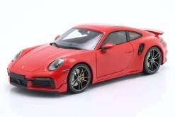 Porsche 911 (992) Turbo S Coupe Sport Design 2021 indischrot 1:18 Minichamps
