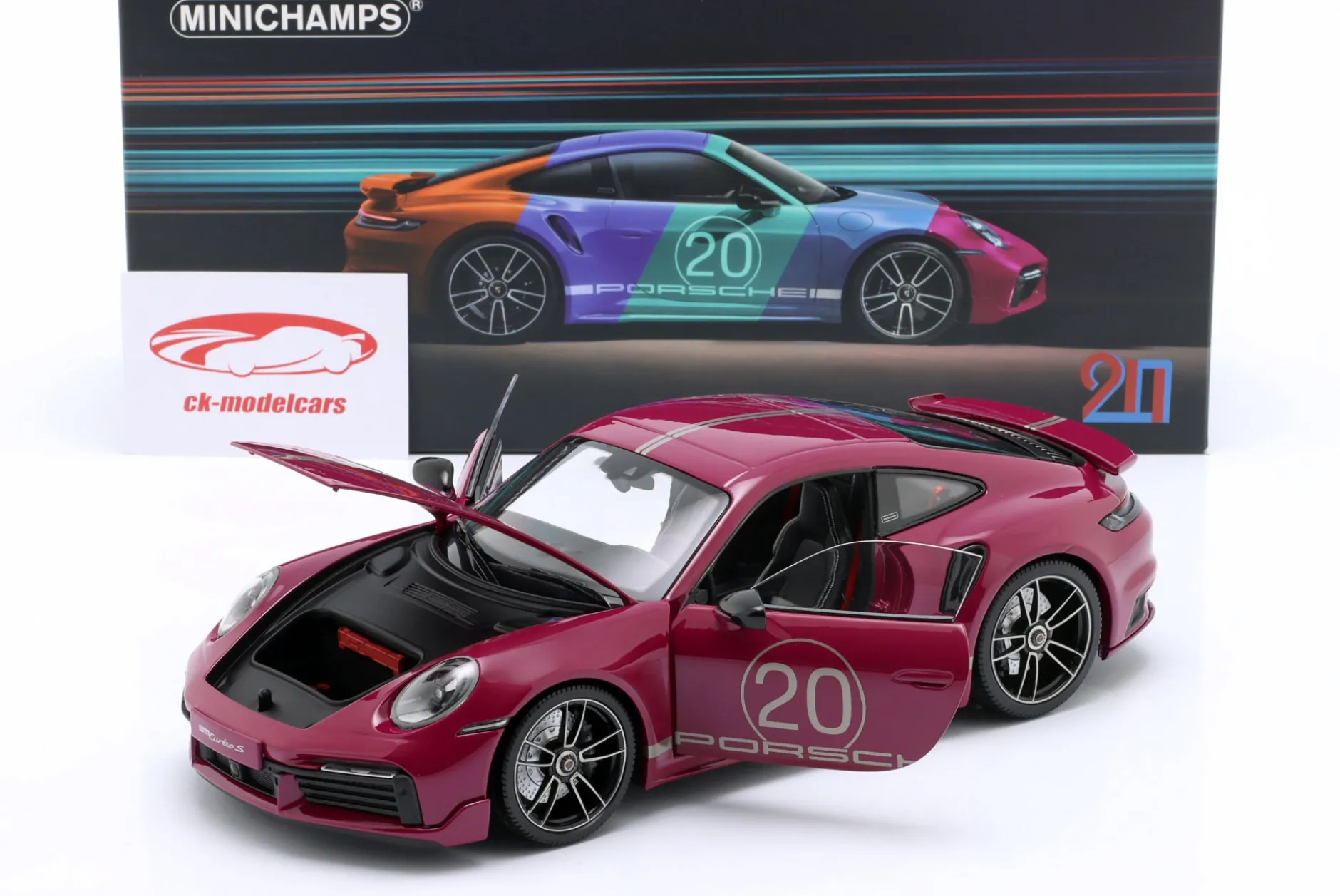 Porsche 911 (992) Turbo S Coupe Sport Design 2021 rot 1:18 Minichamps
