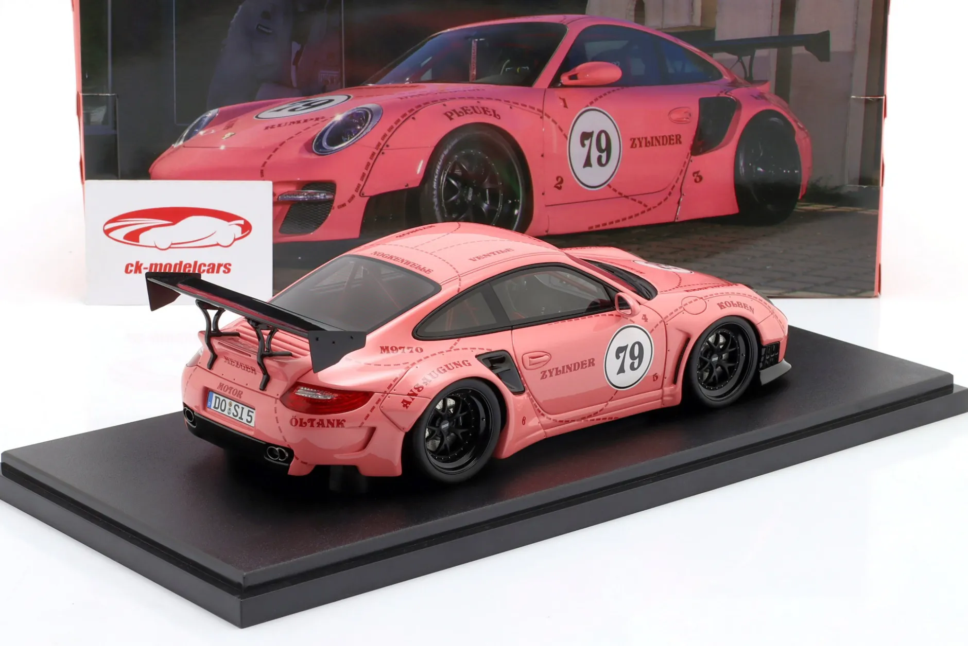 Porsche 911 Turbo S LBWK Sidney Hoffmann "Die Sau" Signature Edition 1:18 WERK83