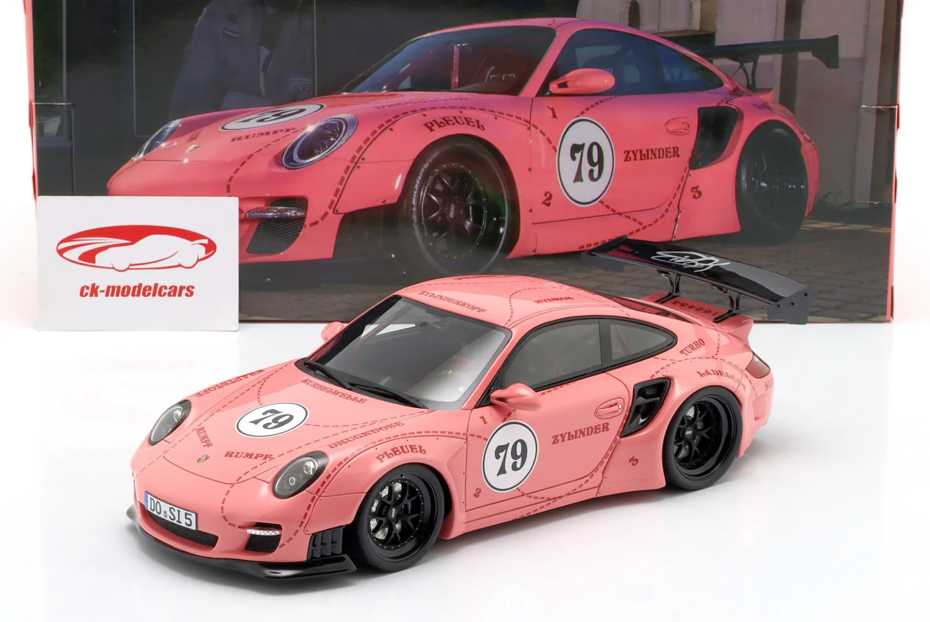 Porsche 911 Turbo S LBWK Sidney Hoffmann "Die Sau" Signature Edition 1:18 WERK83