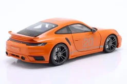Porsche 911 (992) Turbo S Sport Design 2021 orange 1:18 Minichamps