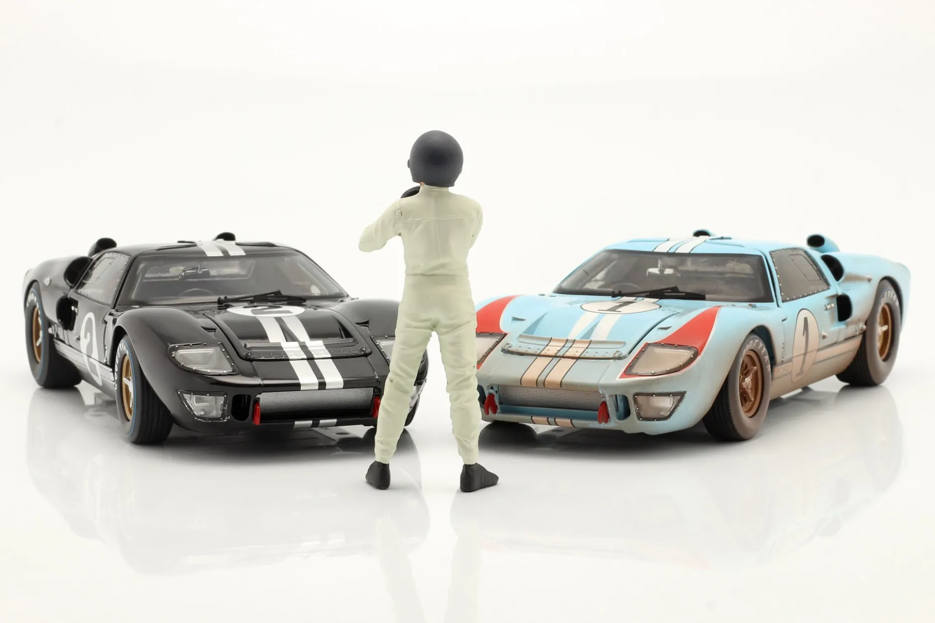 Race Day Serie 1 Figur #1 Rennfahrer 60er Jahre 1:18 American Diorama
