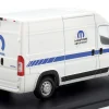 Ram Promaster 2500 Baujahr 2018 weiß / blau 1:43 Greenlight