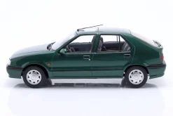 Renault 19 Baujahr 1994 britisch grün metallic 1:18 Triple9
