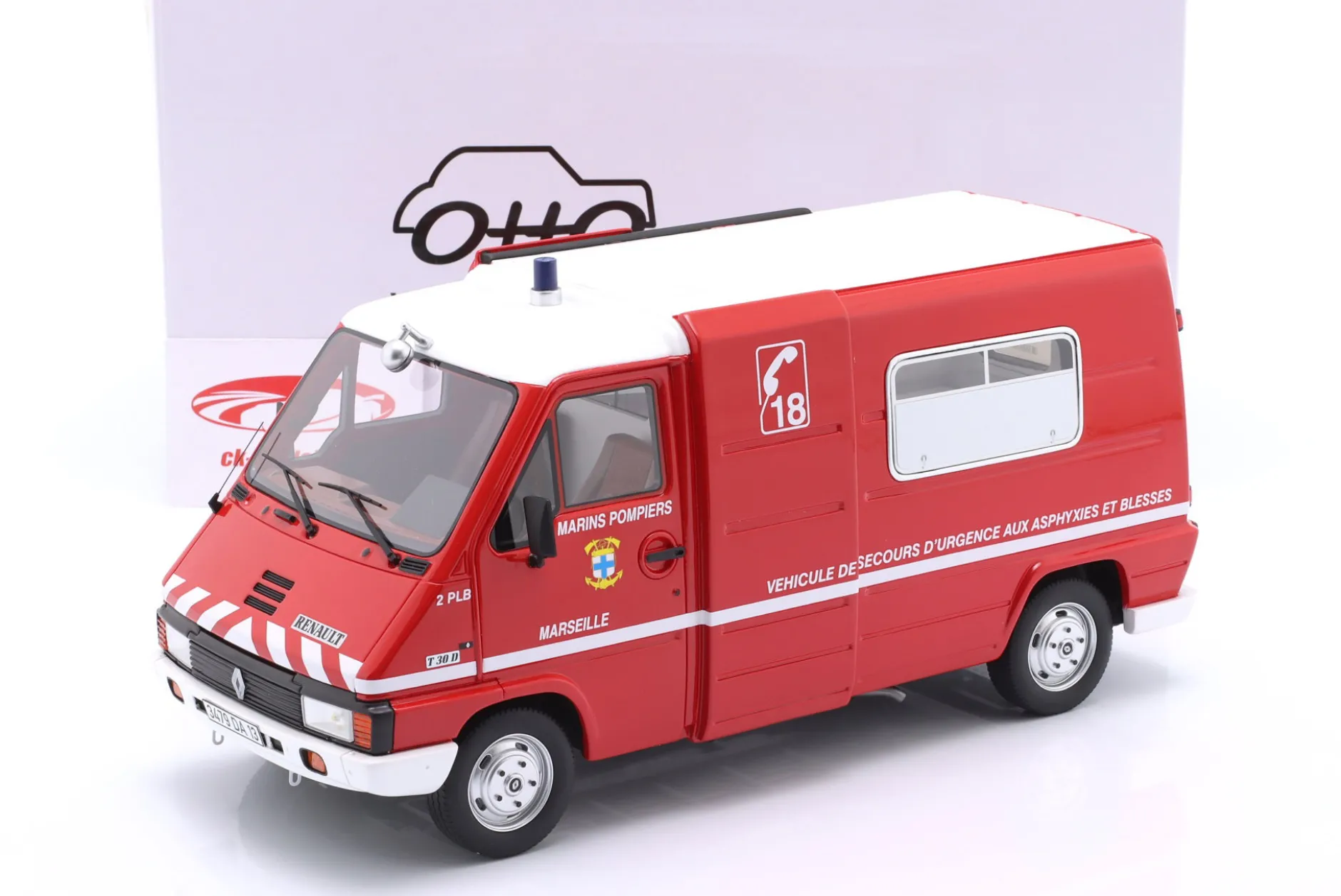 Renault Master T30 VSAB Feuerwehr Marseille 1980 rot 1:18 OttOmobile