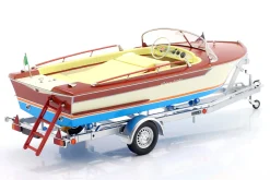 Riva Junior Motorboot auf Anhänger 1966 elfenbein / gelb / braun / blau 1:18 MITICA