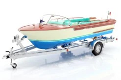 Riva Junior Motorboot auf Anhänger 1966 elfenbein / blau / braun / türkis 1:18 MITICA