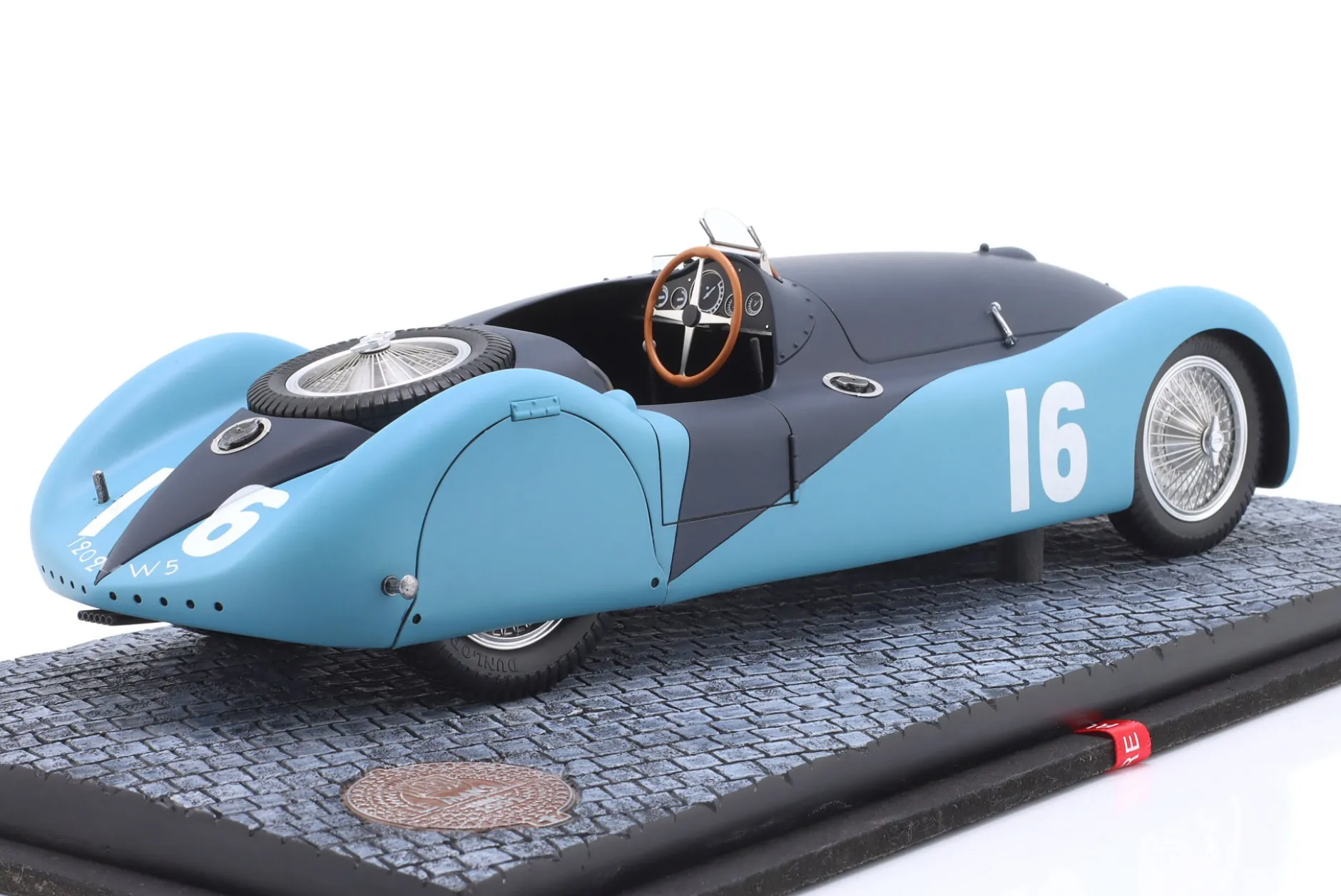 Robert Benoist Bugatti Type T57S 45 #16 Frankreich GP 1937 1:18 LeMans Miniatures