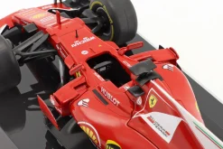 Sebastian Vettel Ferrari SF70H #5 Formel 1 2017 1:24 Premium Collectibles