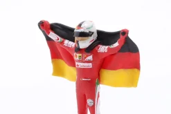 Sebastian Vettel mit Deutschland-Fahne Figur 1:43 Cartrix