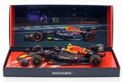Sergio Perez Red Bull RB18 #11 Saudi Arabien GP Formel 1 2022 1:18 Minichamps