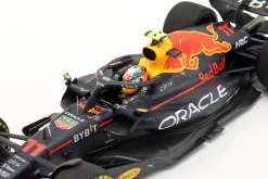 Sergio Perez Red Bull RB18 #11 Saudi Arabien GP Formel 1 2022 1:18 Minichamps