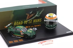Set: Porsche 911 RSR #93 mit Helm Michael Fassbender 1:43 / 1:5 Spark