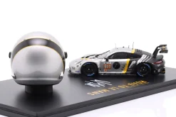 Set: Porsche 911 RSR-19 #911 mit Helm Michael Fassbender 1:43 / 1:5 Spark