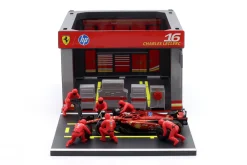 Set 3x Pit Stop Diorama Verstappen / Hamilton / Leclerc Formel 1 2024 1:43 Bburago