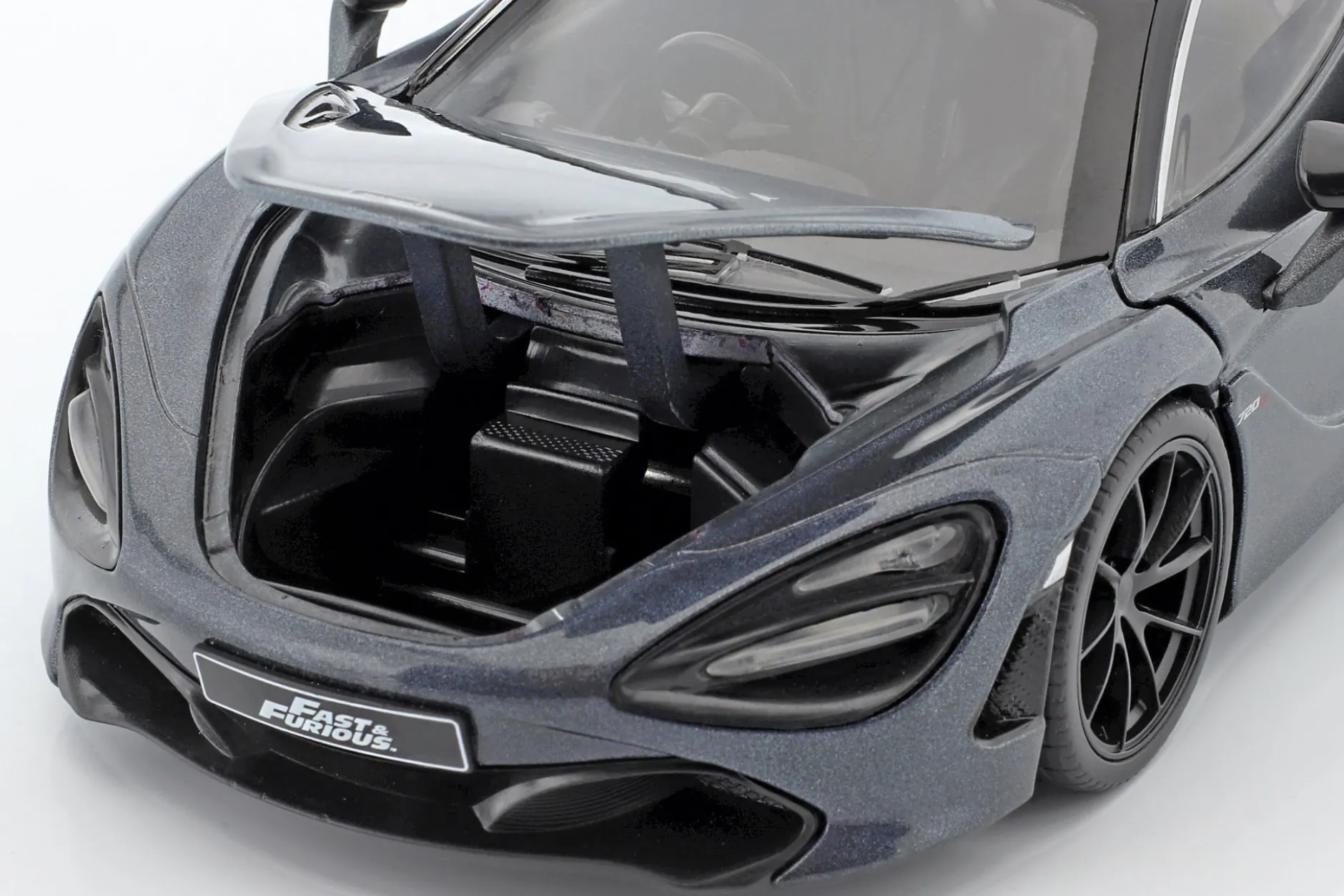 Shaw's McLaren 720S Film Fast & Furious Hobbs & Shaw (2019) grau metallic 1:24 Jada Toys