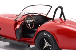 Shelby Cobra 427 S/C (MK II) Baujahr 1965 rot / weiß 1:18 Solido