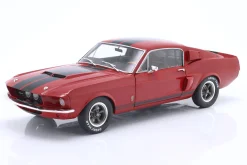Shelby GT500 Baujahr 1967 rot mit schwarzen Streifen 1:18 Solido