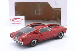 Shelby GT500 Baujahr 1967 rot mit schwarzen Streifen 1:18 Solido