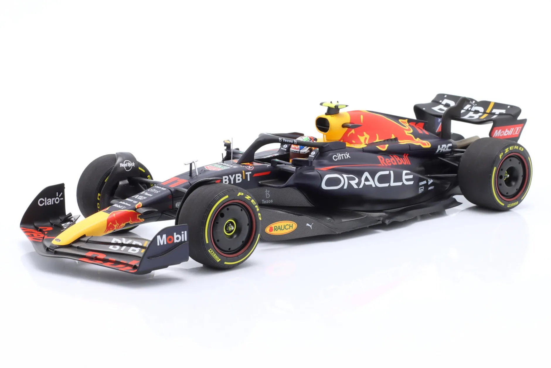 S. Perez Red Bull RB18 #11 Sieger Singapur GP Formel 1 2022 1:18 Minichamps