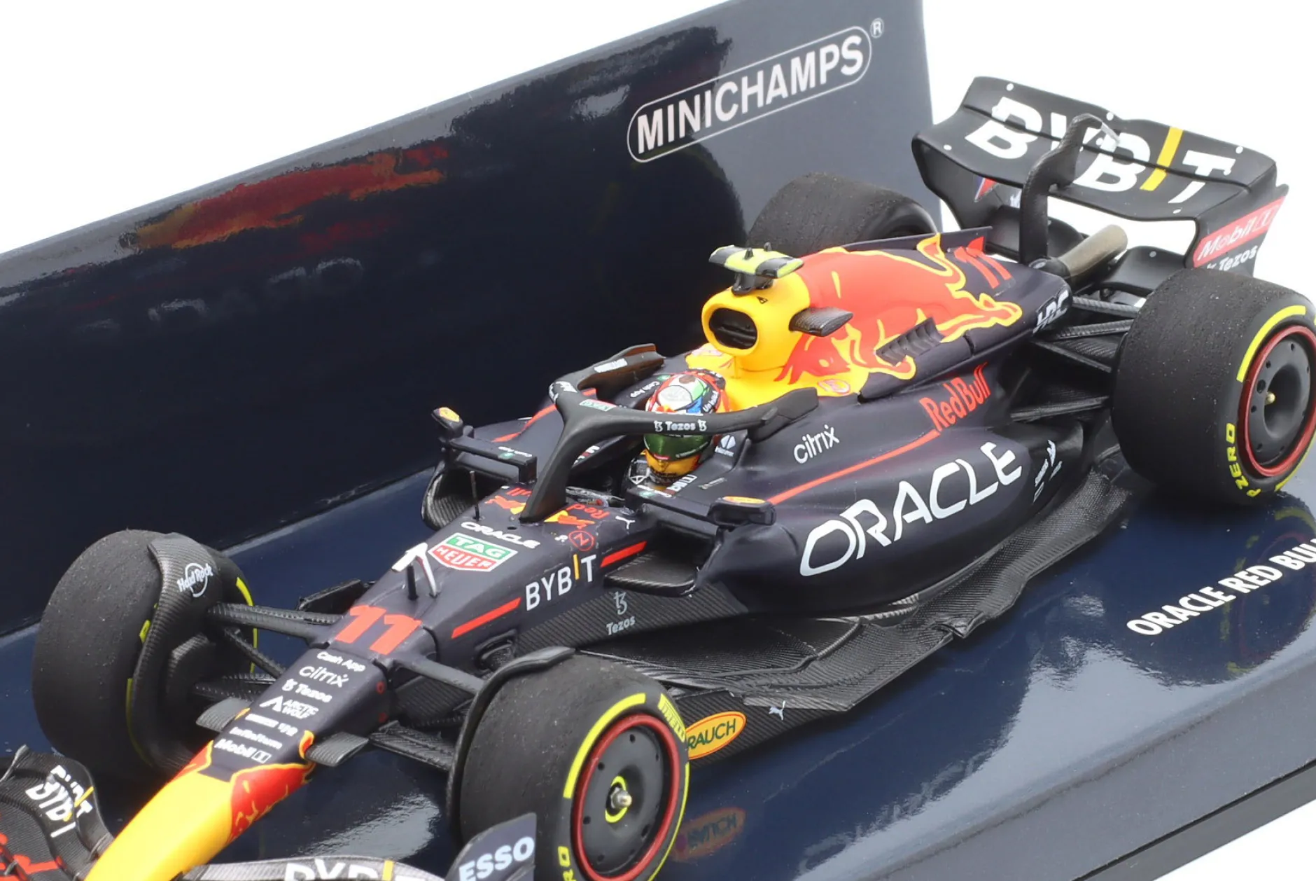 S. Pérez Red Bull RB18 #11 5th Ungarn GP Formel 1 2022 1:43 Minichamps