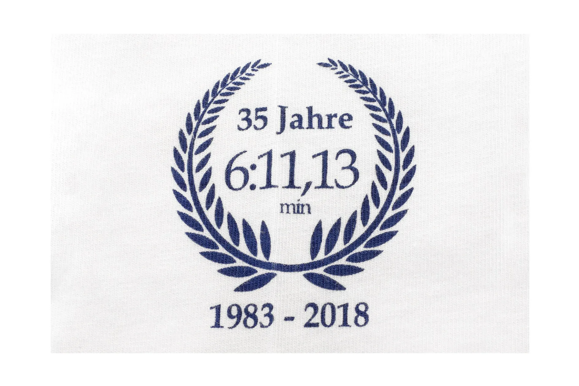 Stefan Bellof Porsche 956K T-Shirt Rekordrunde 6:11.13 min Nürburgring 1983 weiß