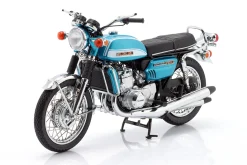Suzuki GT 750 J Baujahr 1973 blaugrün metallic 1:12 Minichamps