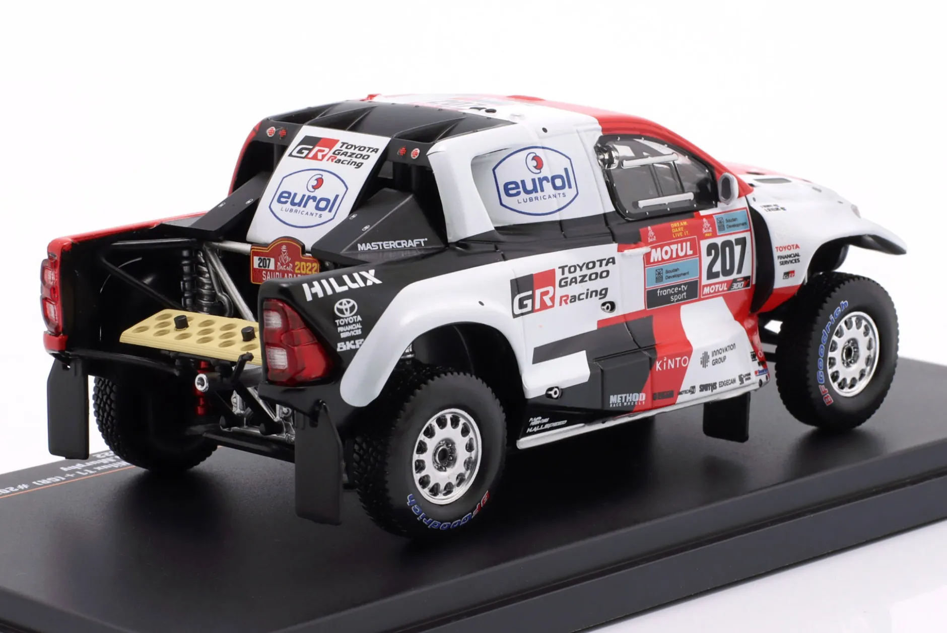Toyota GR DKR Hilux #207 5th Rallye Dakar 2022 de Villiers, Murphy 1:43 Ixo