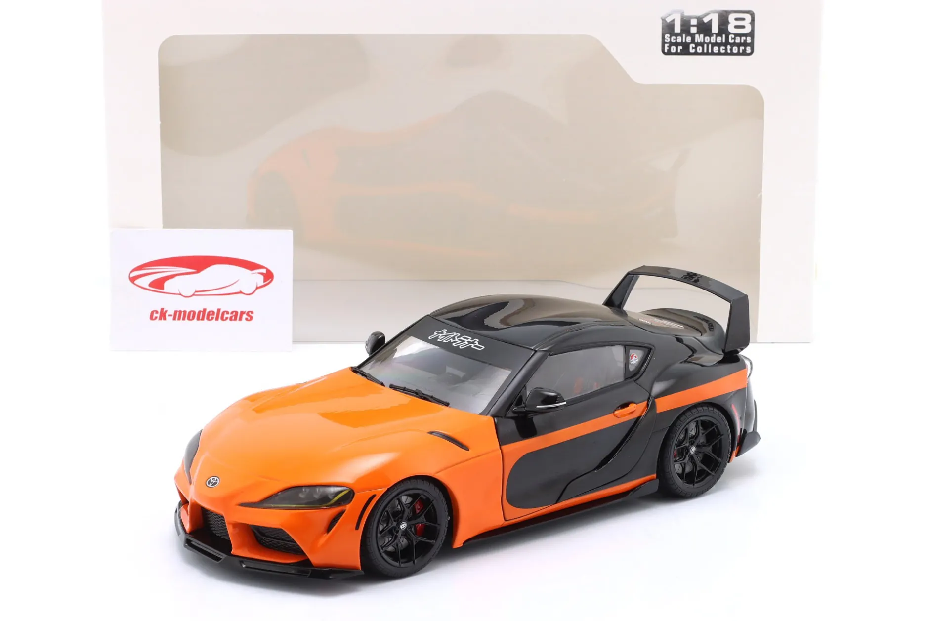 Toyota GR Supra Streetfighter Baujahr 2024 orange / schwarz 1:18 Solido