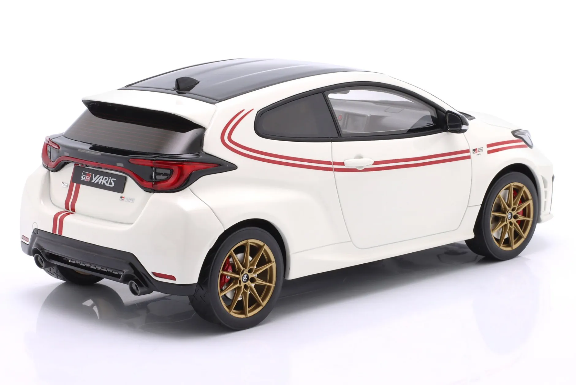 Toyota GR Yaris TGR Italy Baujahr 2024 weiß 1:18 OttOmobile