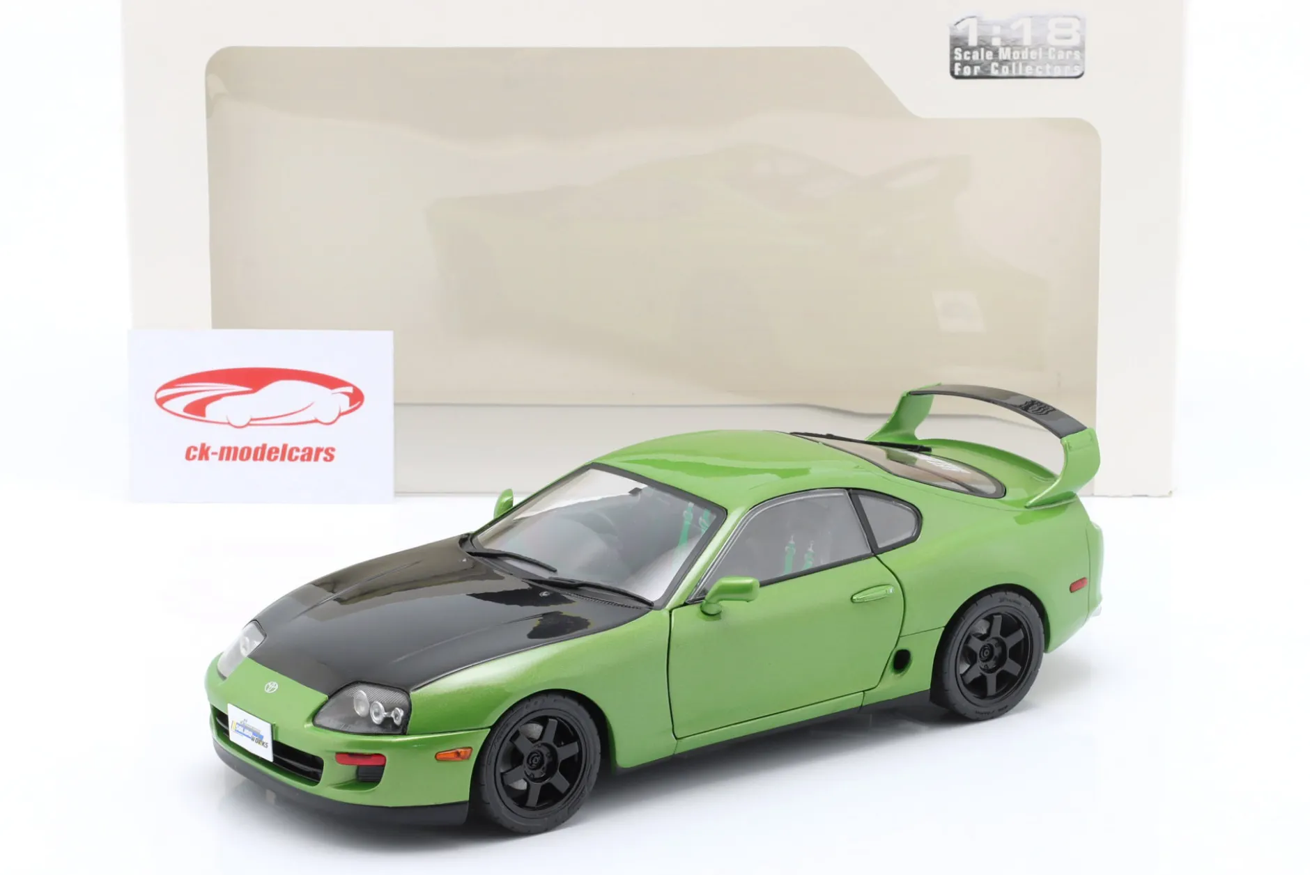 Toyota Supra MK4 (A80) Baujahr 1993 grün schwarz 1:18 Solido