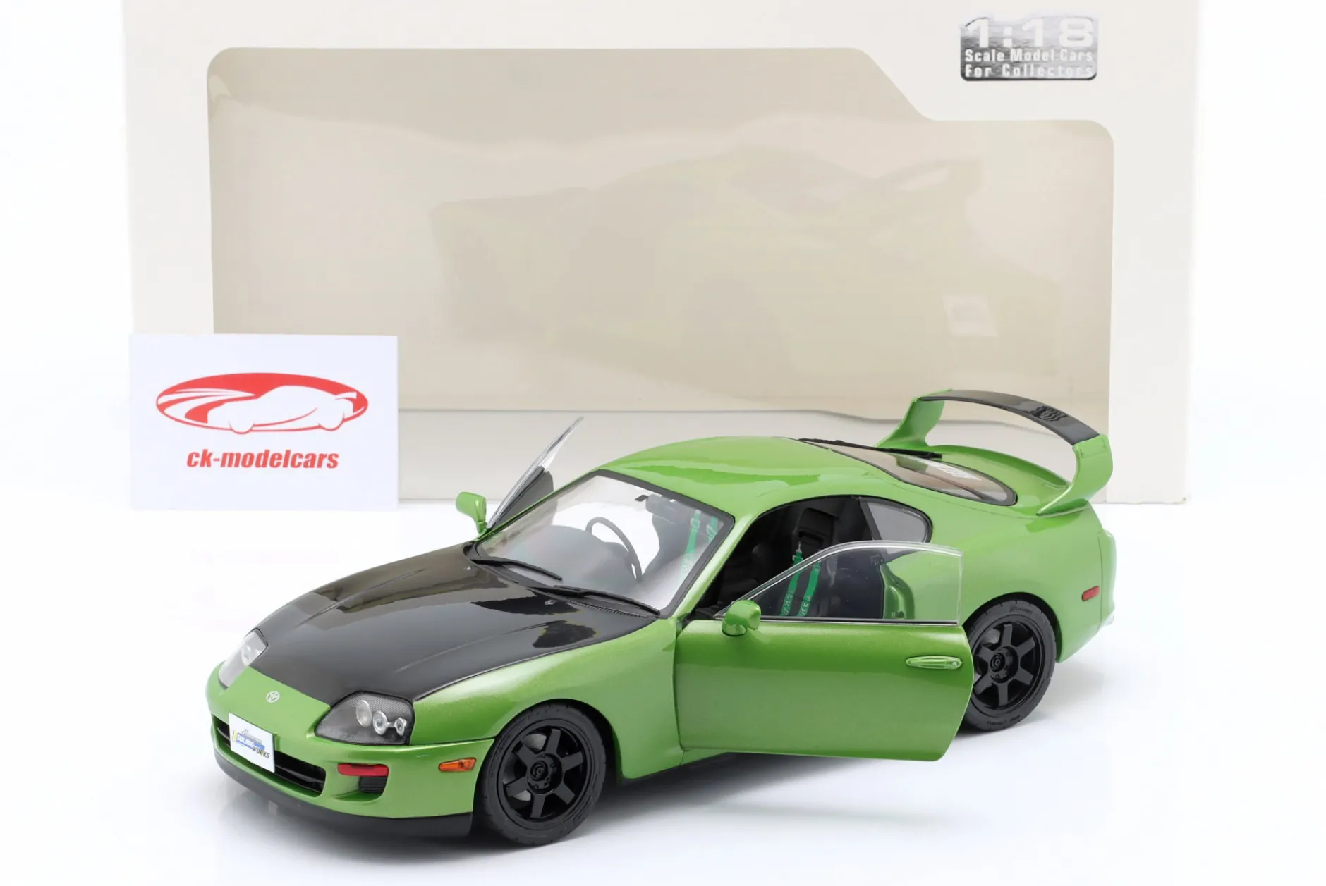 Toyota Supra MK4 (A80) Baujahr 1993 grün schwarz 1:18 Solido