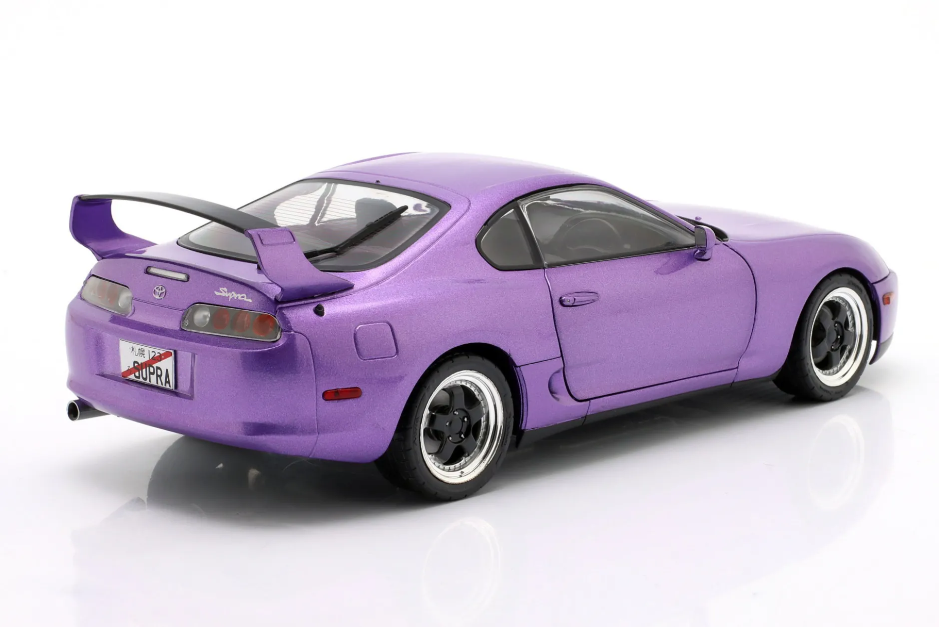 Toyota Supra Mk IV (A80) Baujahr 1993 lila metallic 1:18 Solido