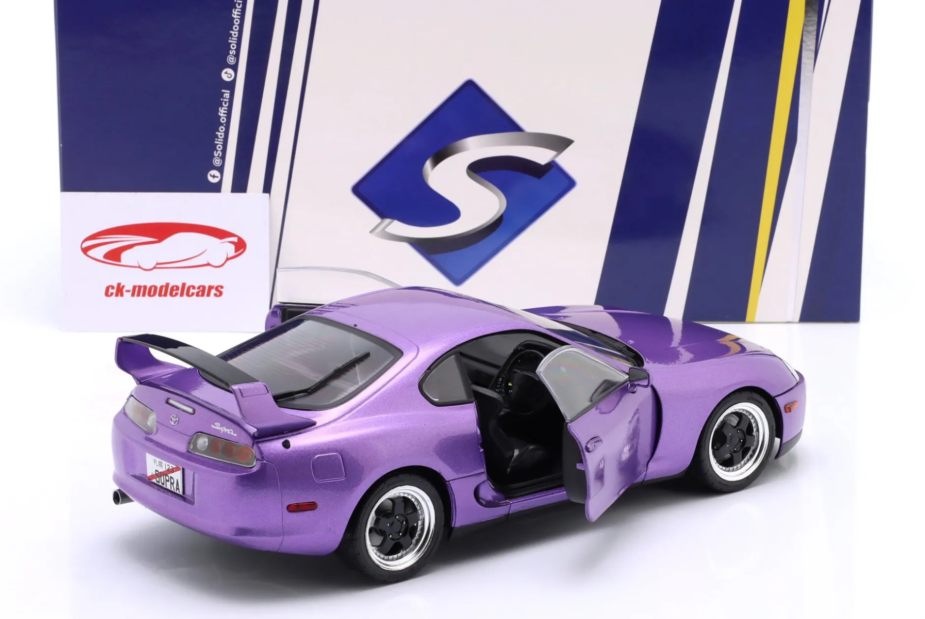 Toyota Supra Mk IV (A80) Baujahr 1993 lila metallic 1:18 Solido