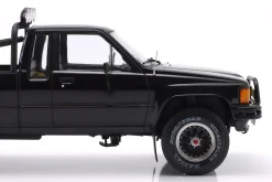Toyota Truck Xtra Cab 4x4 (Hilux) Back to the Future II (1989) schwarz 1:18 KK-Scale