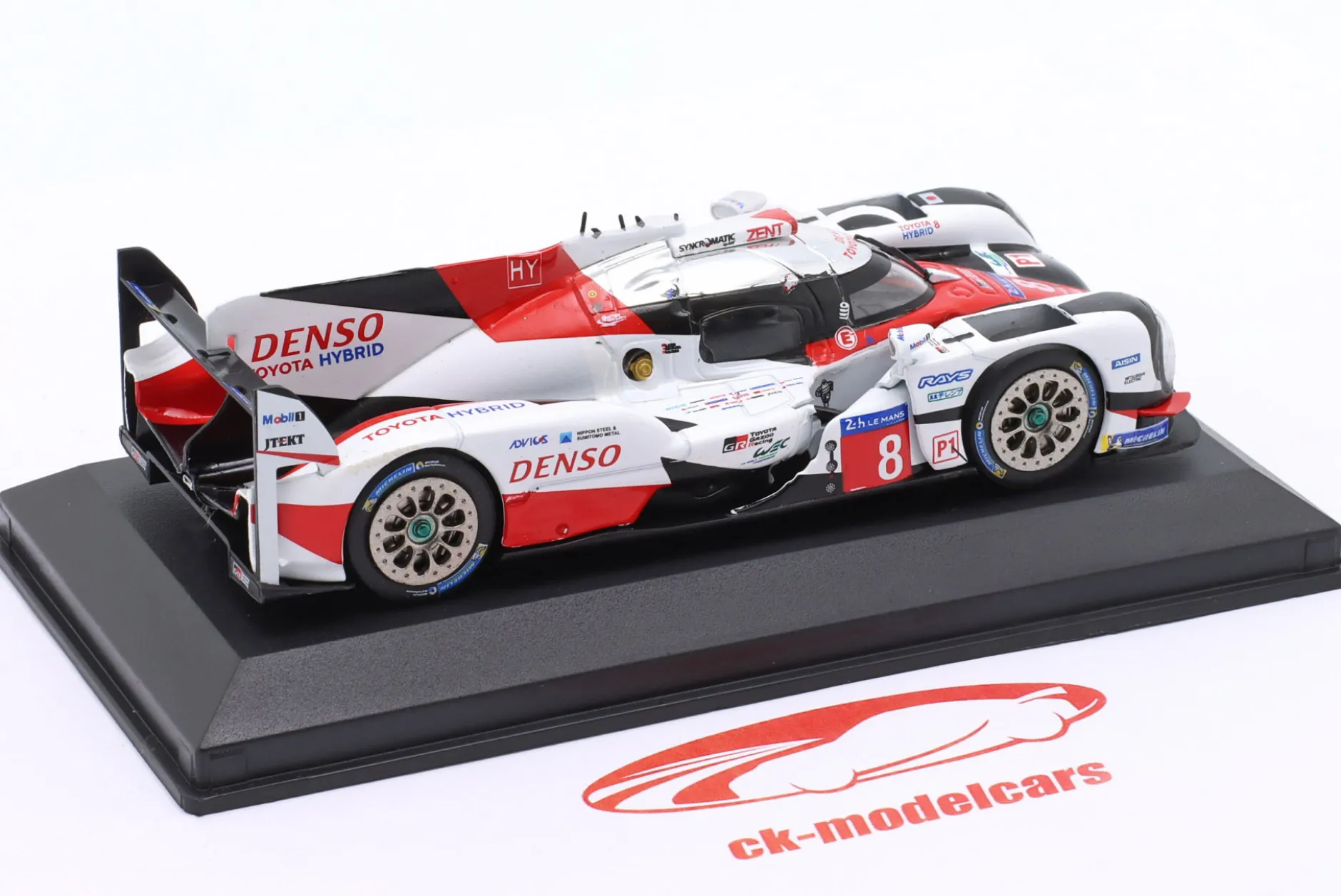 Toyota TS050 Hybrid #8 24h LeMans 2017 Buemi, Davidson, Nakajima 1:43 Altaya
