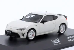 Toyota 86 VART Type White Base 2019 weiß 1:43 Kyosho
