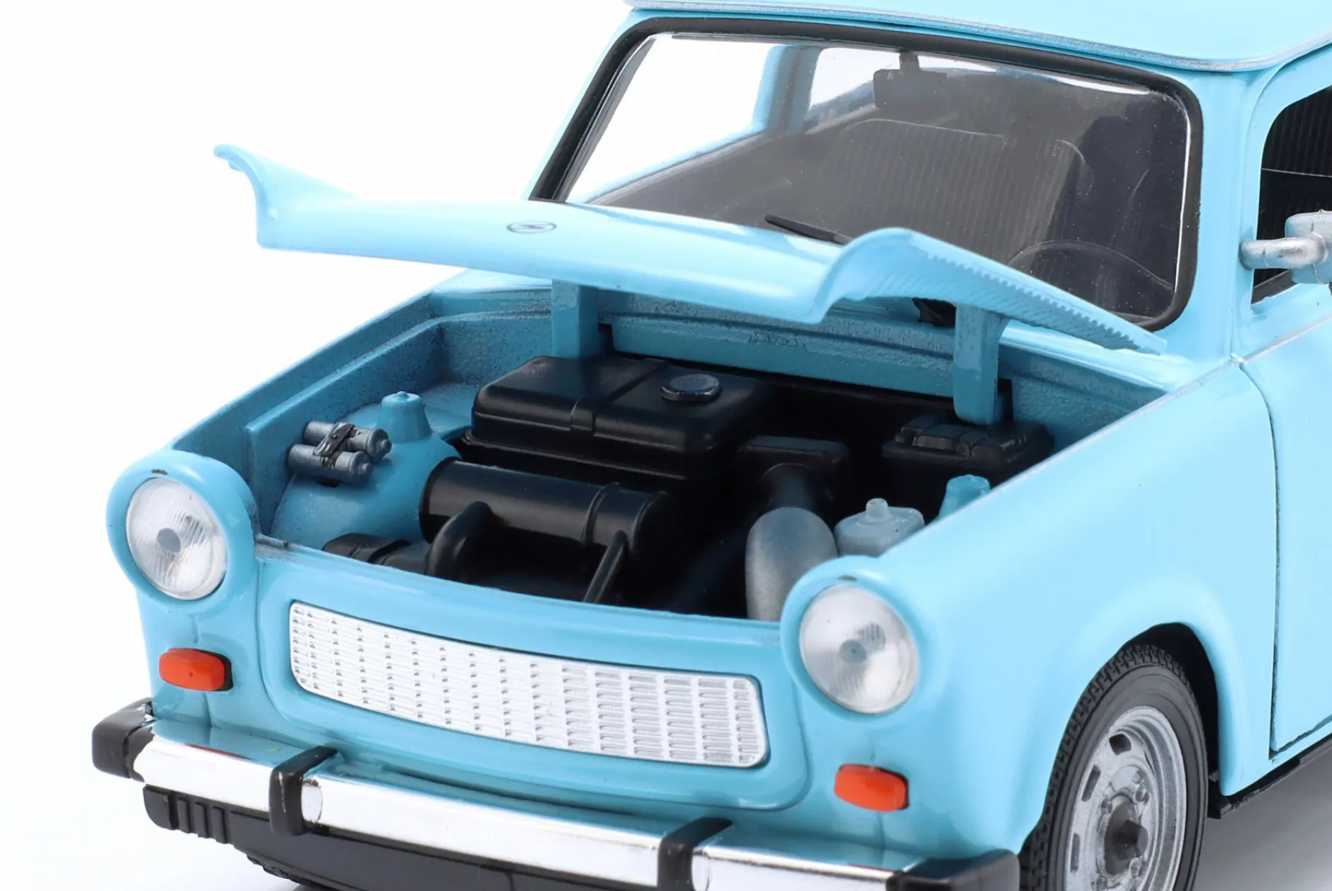 Trabant 601 hellblau 1:24 Welly