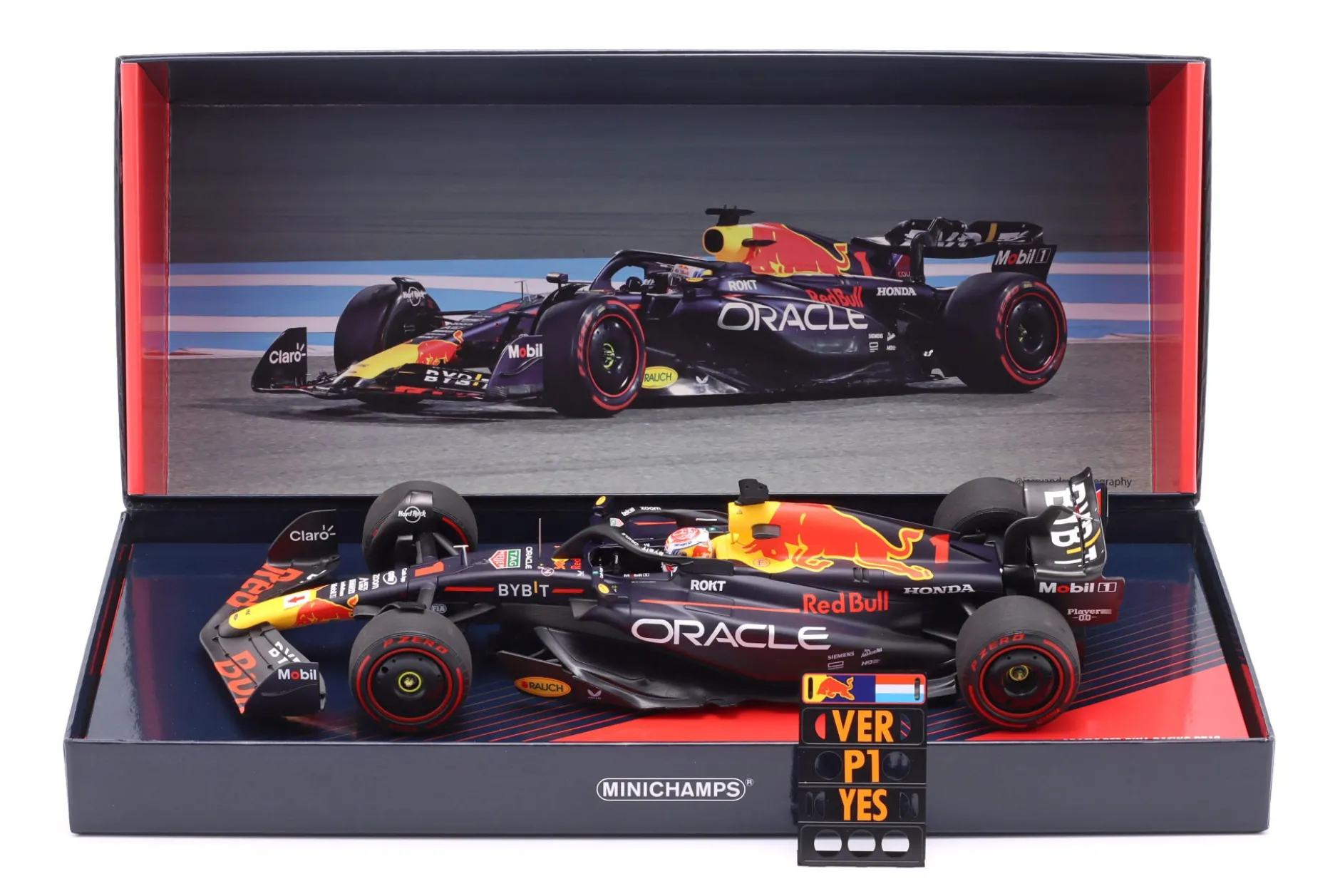Verstappen Red Bull RB19 #1 Sieger Bahrain GP Formel 1 Weltmeister 2023 1:18 Minichamps