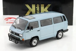 Volkswagen VW Bus T3 Syncro Baujahr 1987 hellblau metallic 1:18 KK-Scale