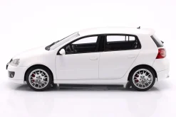 Volkswagen VW Golf V GTI Edition 30 Baujahr 2007 weiß 1:18 OttOmobile